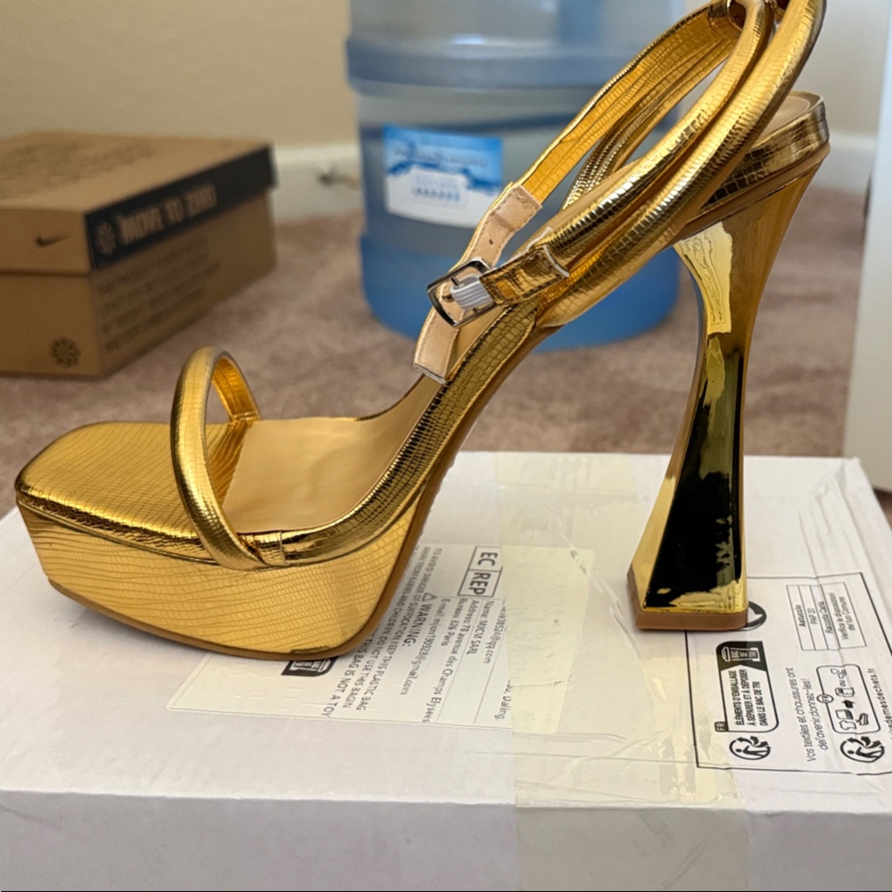 SHEIN Shiny Gold Heels